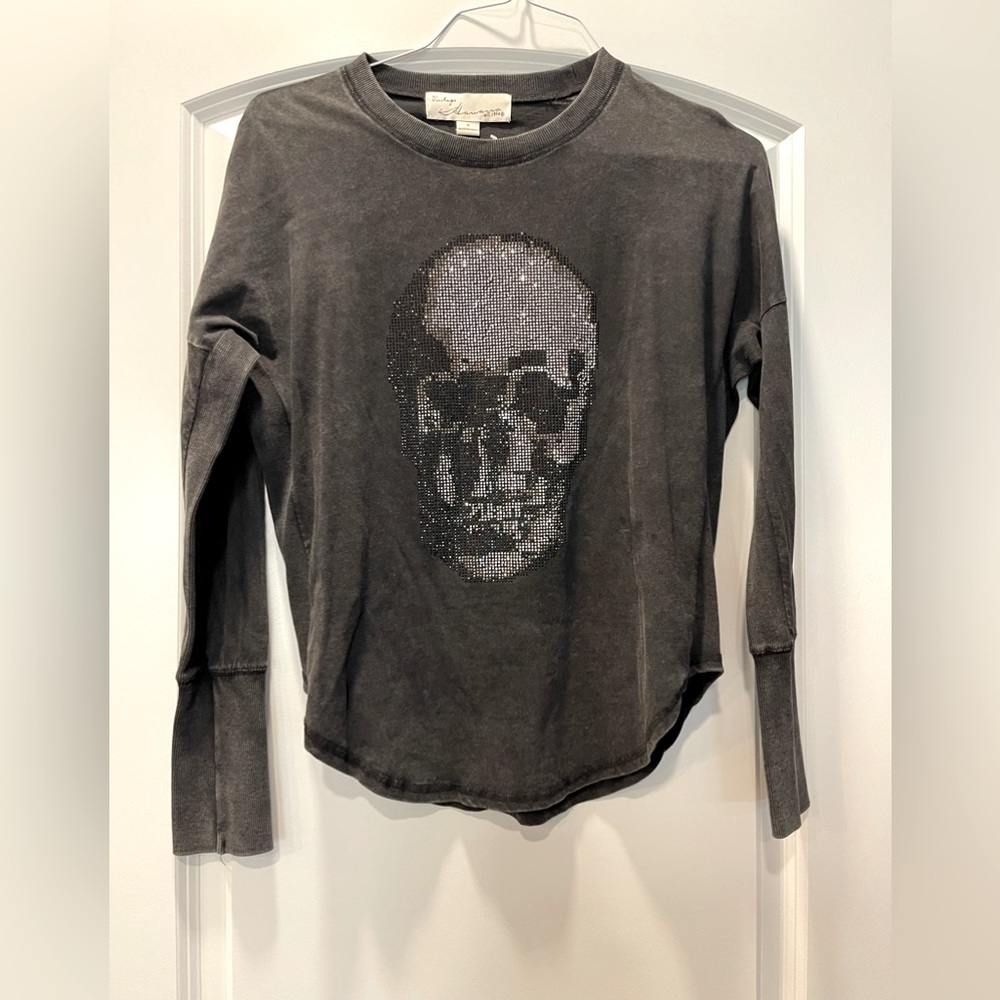 Vintage Havana long sleeve top. Brand New with tags. Non smoking home